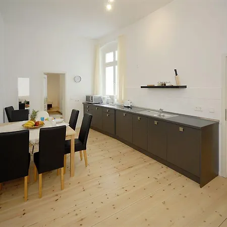 Old Town Metzer Strasse فندق