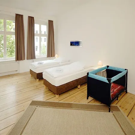 Old Town Metzer Strasse Hotel Berlin