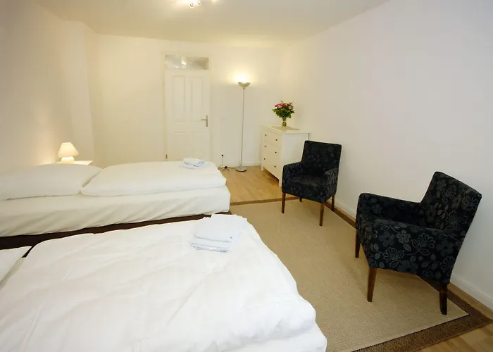 Old Town Metzer Strasse Hotel