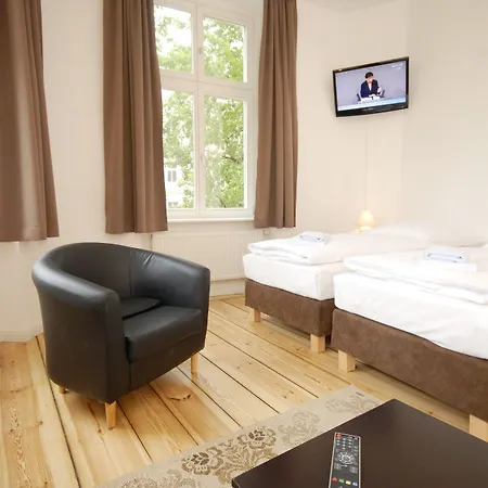 Old Town Metzer Strasse Hotel