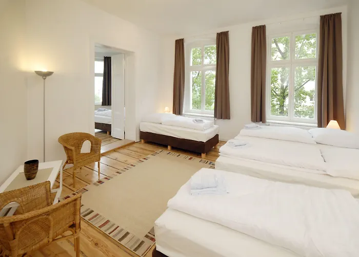 Old Town Metzer Strasse * Berlín