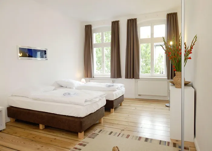 Old Town Metzer Strasse Hotel